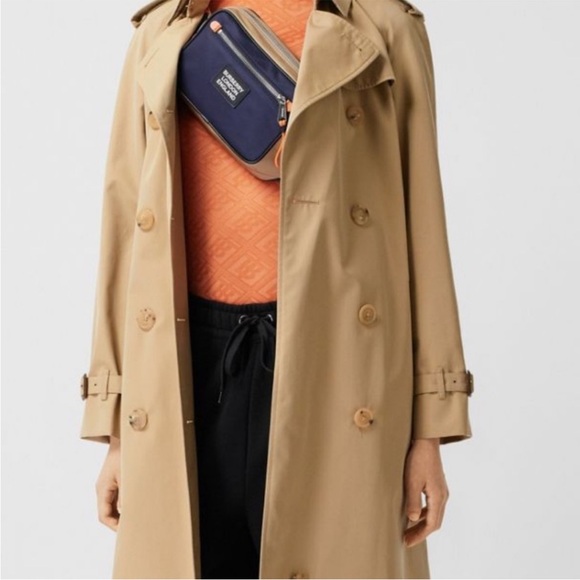 Burberry London - Picture 2 of 12